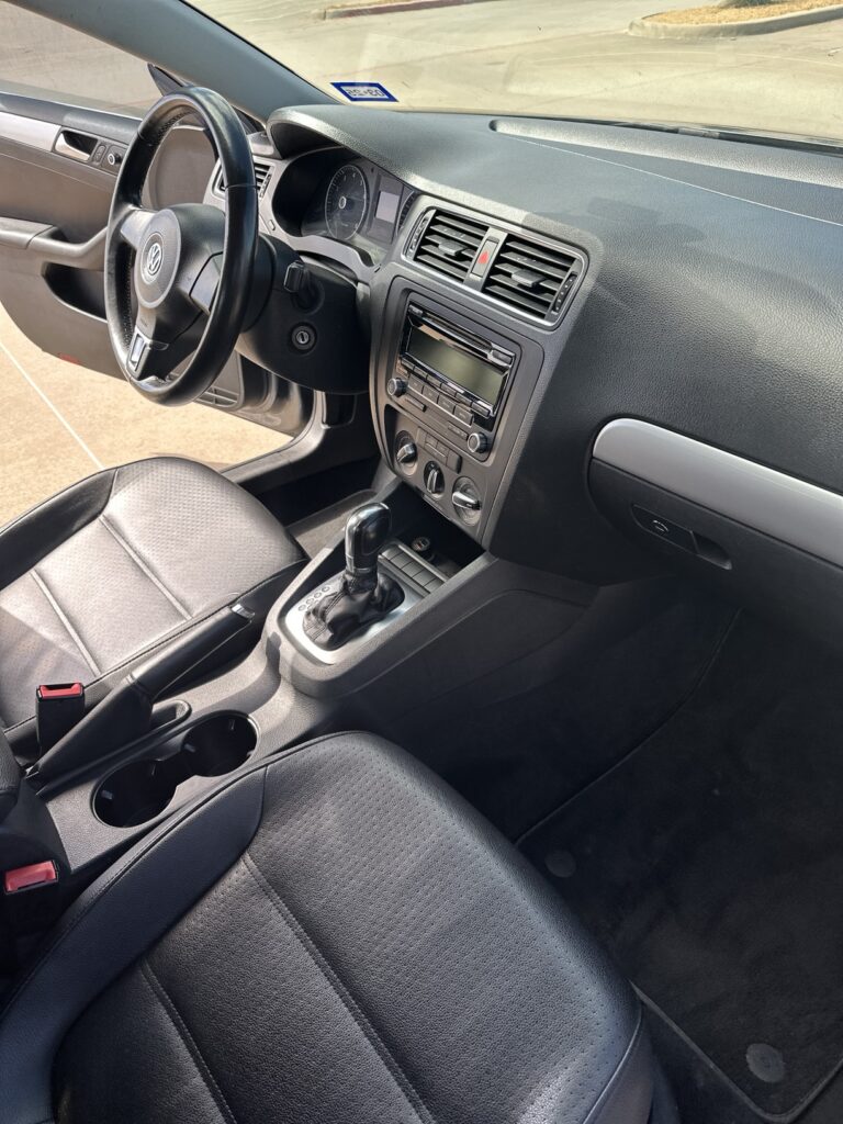 2013 VW Jetta for Rent in Frisco TX