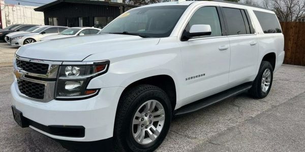 2016 Chevy Suburban for Rent in Frisco TX